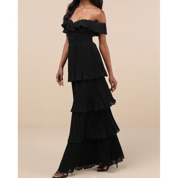 Lulus Always Remarkable Black Off Shoulder Ruffle Tiered Pleated Maxi Dress XS - Picture 2 of 11